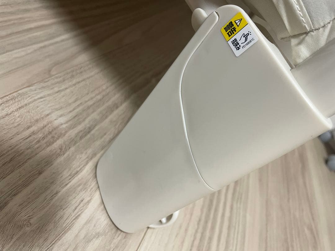 美品✨Aprica ココネルエアー AB ホワイトグレー　未使用収納袋付き