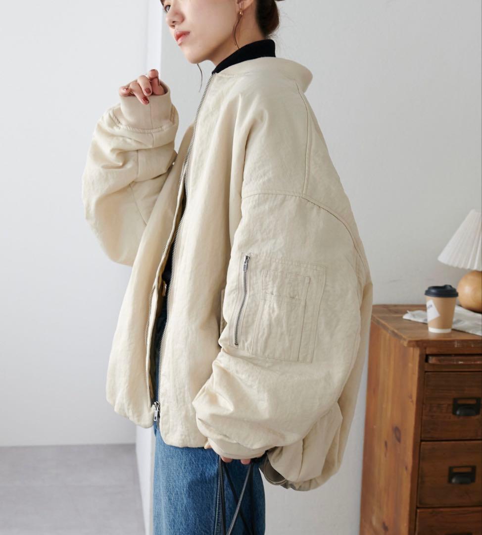 【美品】DISCOAT ディスコート メモリーボンバーブルゾン　アイボリー