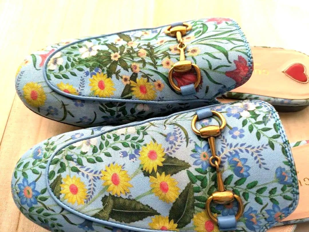 S*K様 値下げ❤❤ Gucci 432773 フラワープリント ミュール/スリ