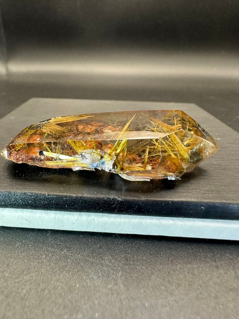 ゴールドルチルクォーツ