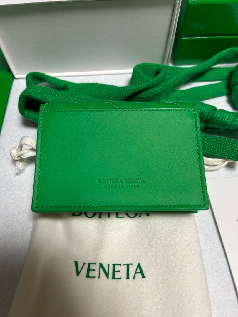【未使用】BOTTEGA VENETA⭐︎グリーン⭐︎名刺入れ