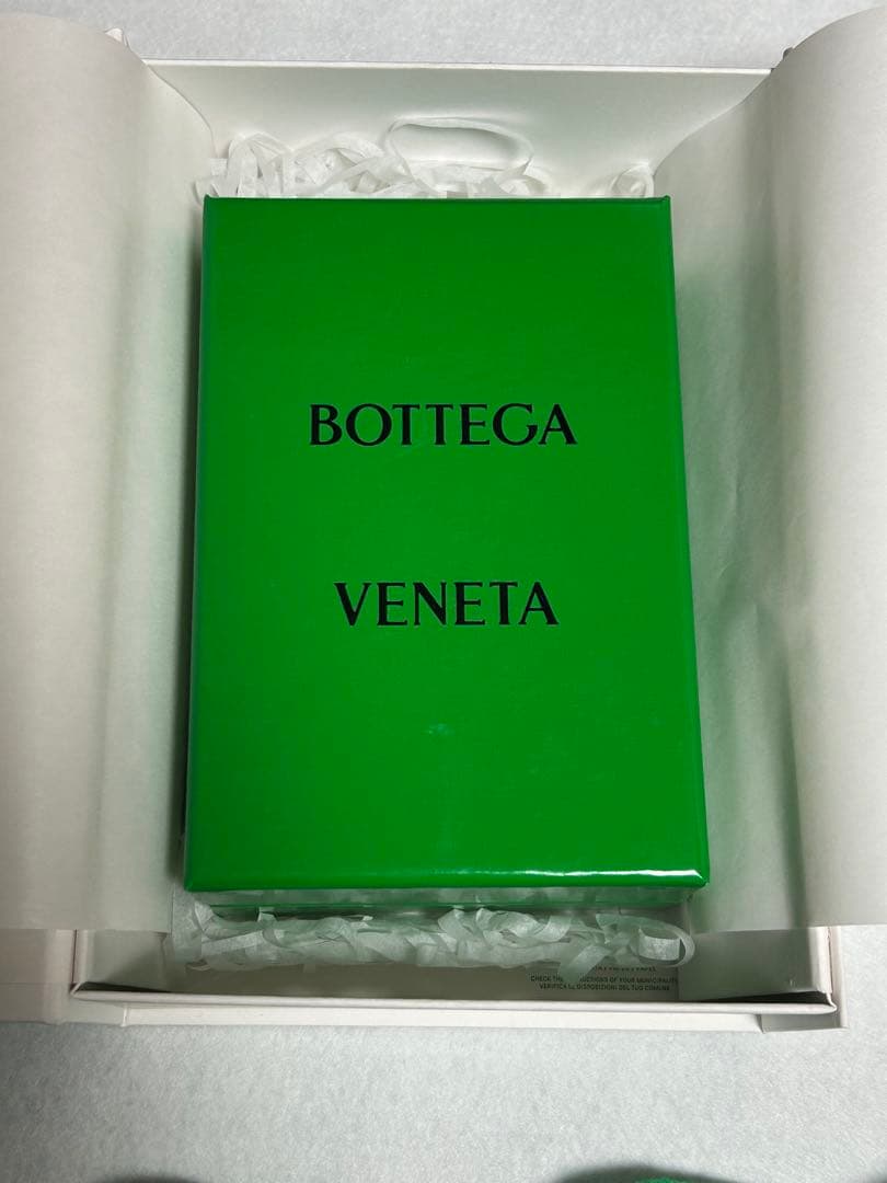 【未使用】BOTTEGA VENETA⭐︎グリーン⭐︎名刺入れ