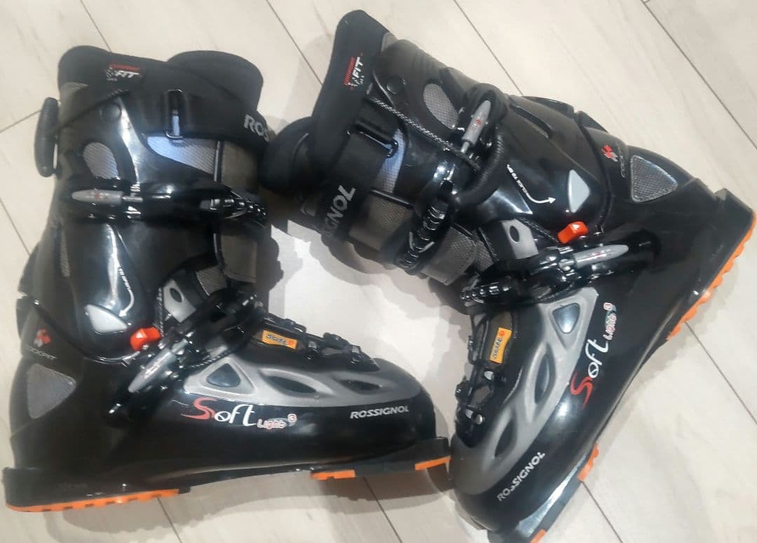 ロシニョール ROSSIGNOL スキーブーツSoft Light3