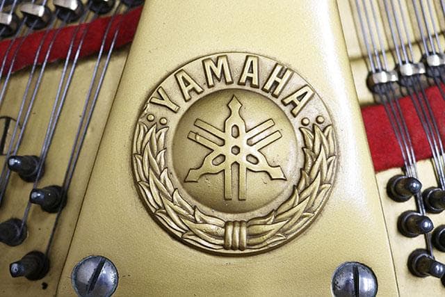 グランドピアノ【 ヤマハ G5E 】販売　新春セール♪