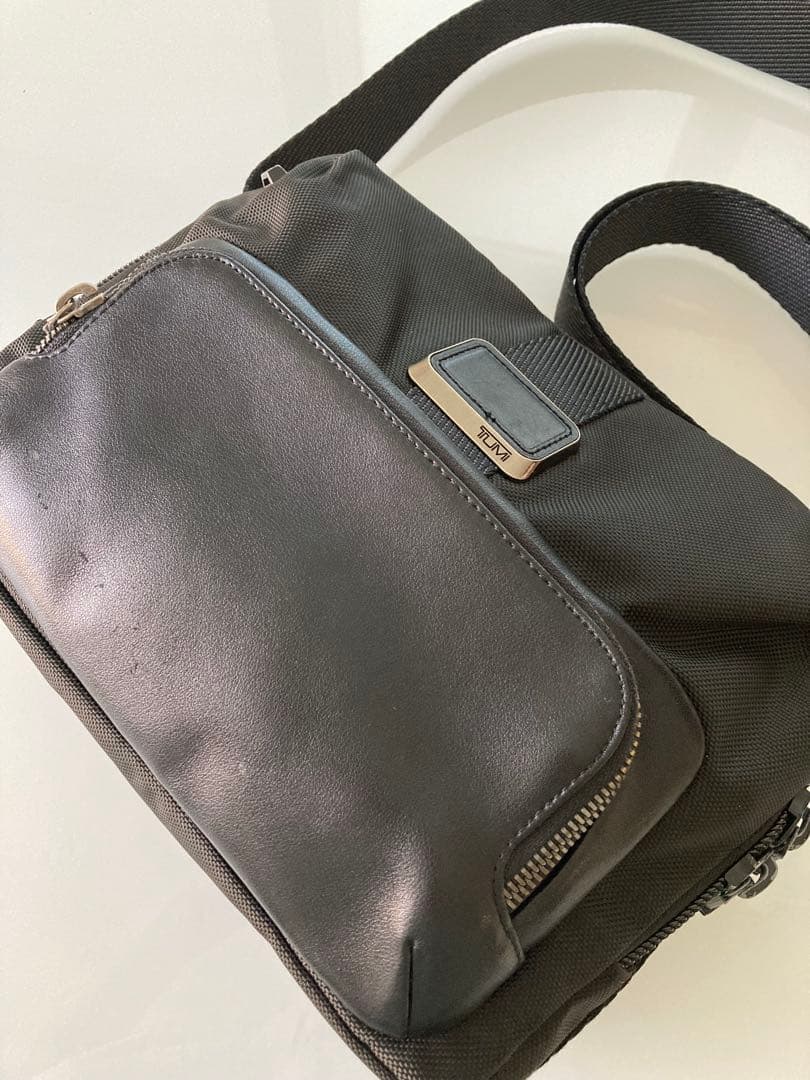 【美品】トゥミ TUMI ALPHA BRAVO ショルダーバッグ