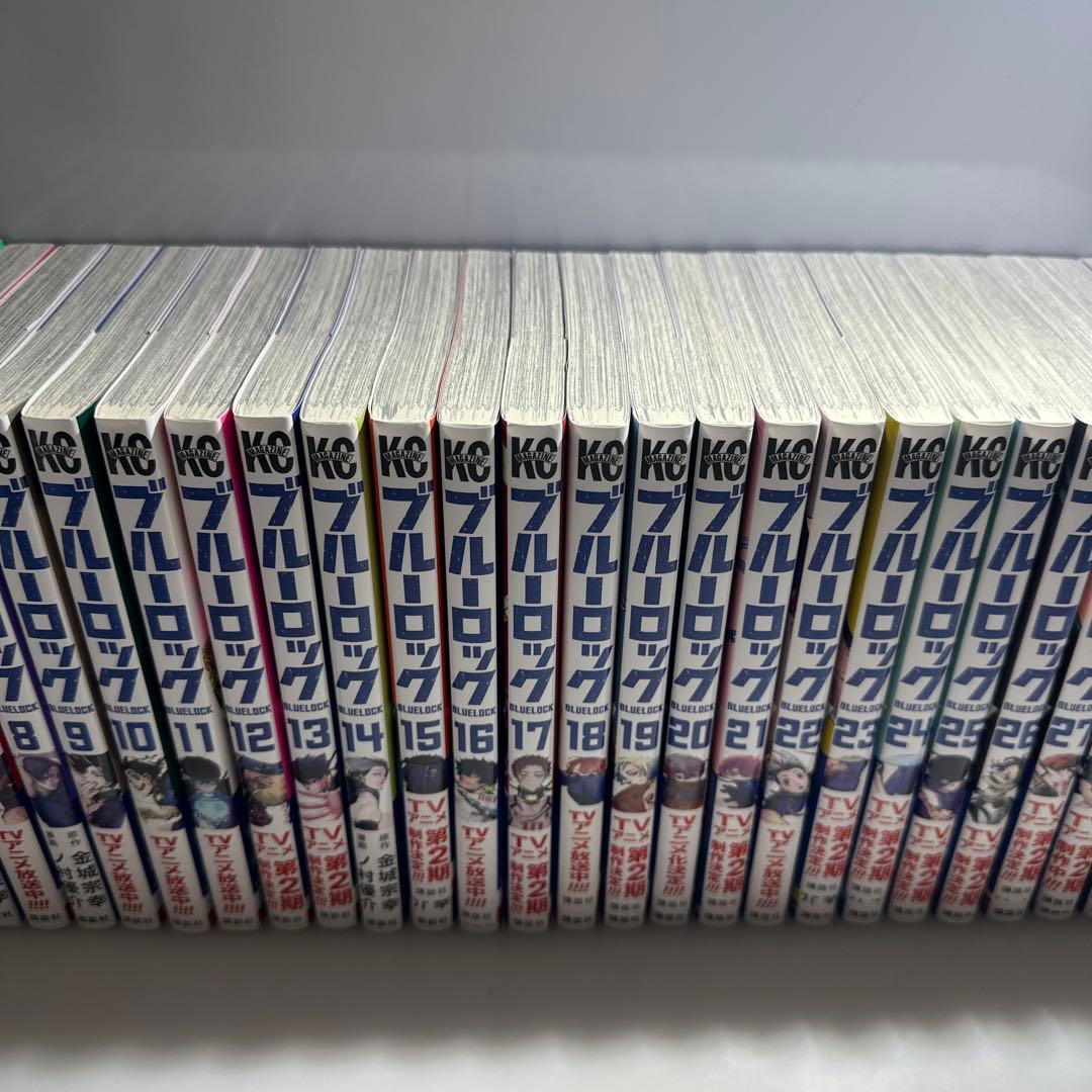 【美品】ブルーロック　1〜32巻