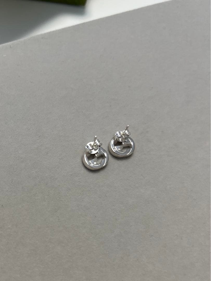 新品未使用 ※訳あり GUCCI グッチ インターロッキングG ピアス シルバー