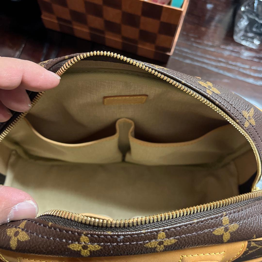 LOUIS VUITTON モノグラム ビジネスバッグ