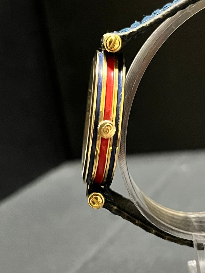 ★超絶美品！箱保取説付　GUCCIシェリーライン　ユニセックス腕時計　動作良好