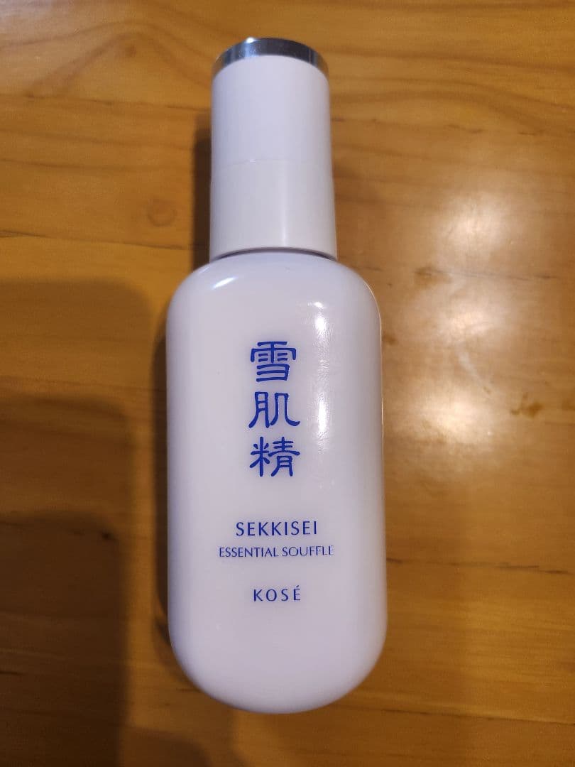 KOSÉ化粧品　美容液、乳液