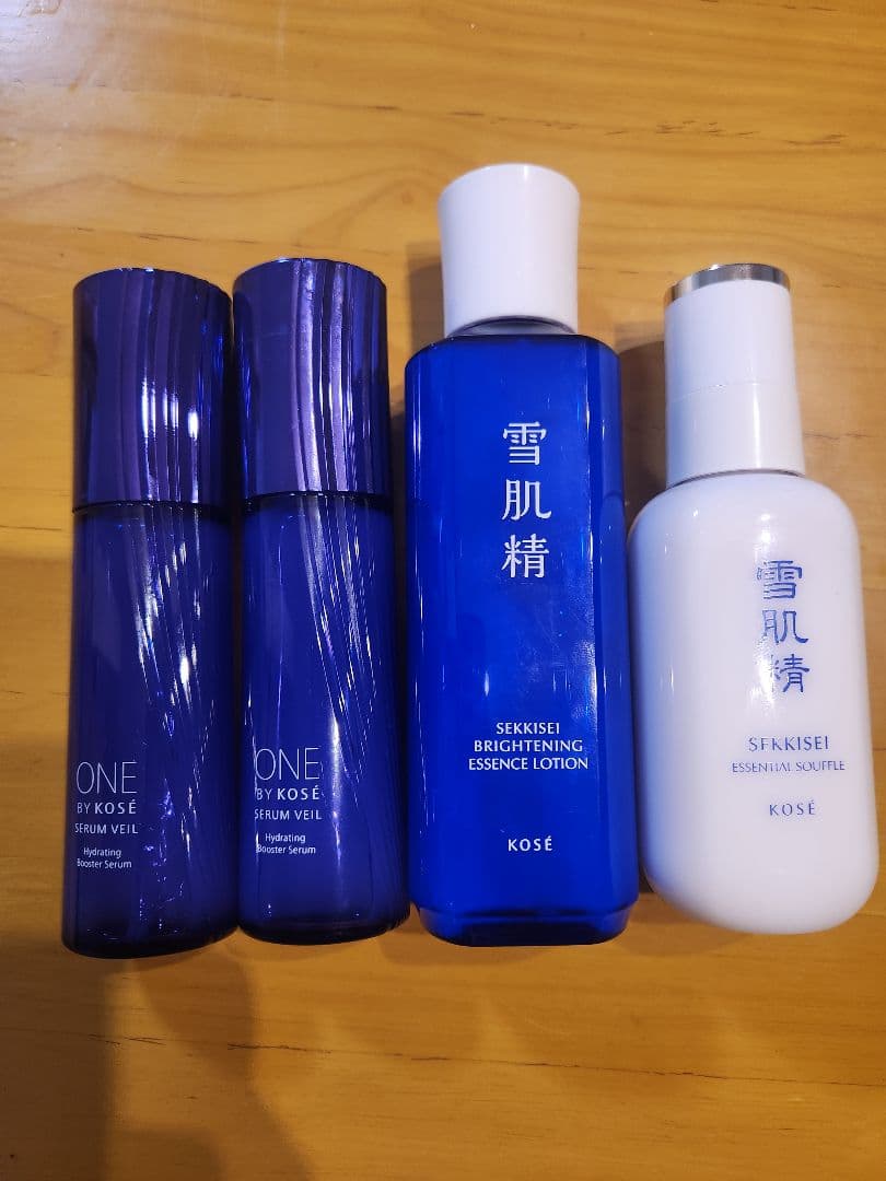 KOSÉ化粧品　美容液、乳液
