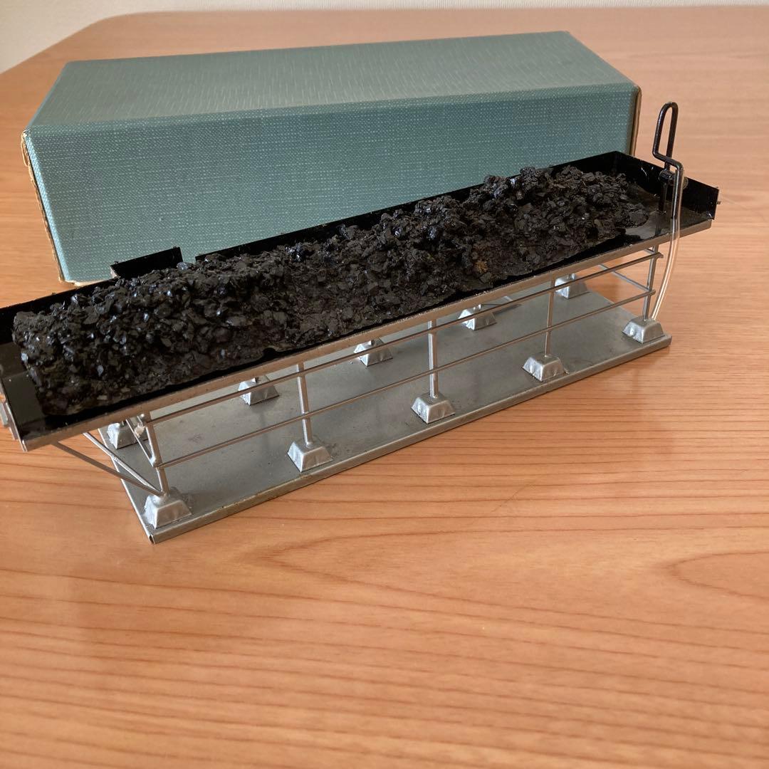 鉄道模型　HOゲージ 給炭場と貨車