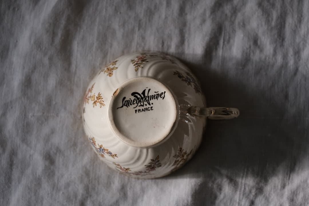 【Holiday Sale】フランスアンティーク｜サルグミンヌのカップ（セット）