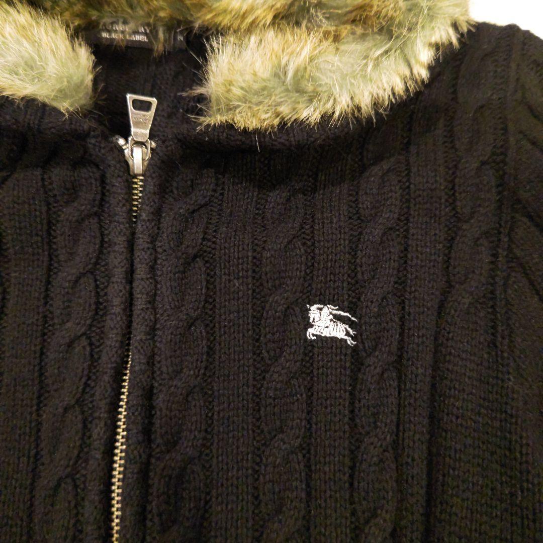 BURBERRYファー付き黒ケーブルニットジャケット