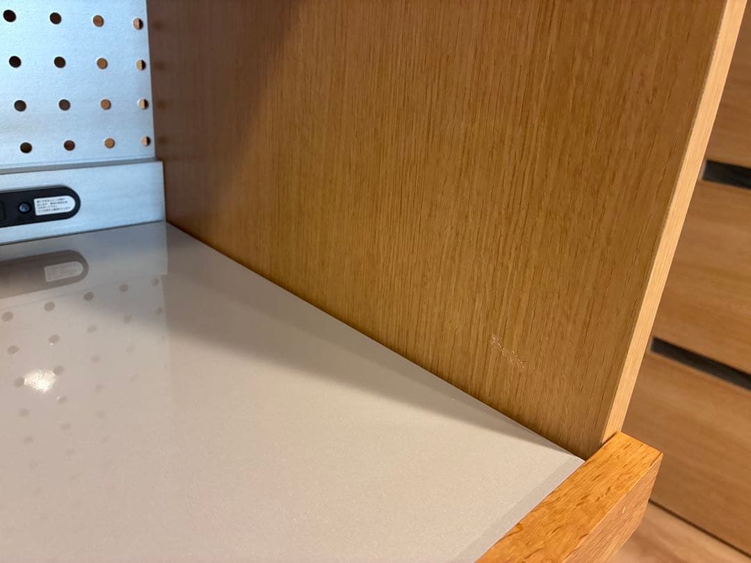 unicoウニコ　HUTTEヒュッテ食器棚