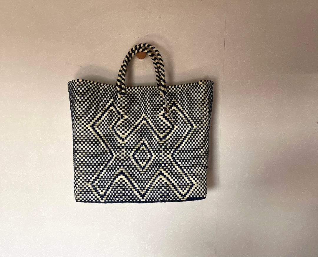 OJO DE MEX オホ デ メックス メルカドバッグ チャーム付き