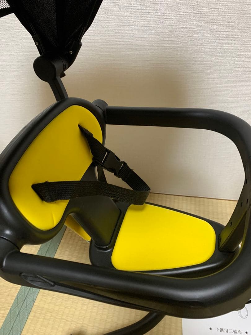 送料無料　6 in 1 手押し棒付三輪車　折りたたみ　キッズバイク　Vinona