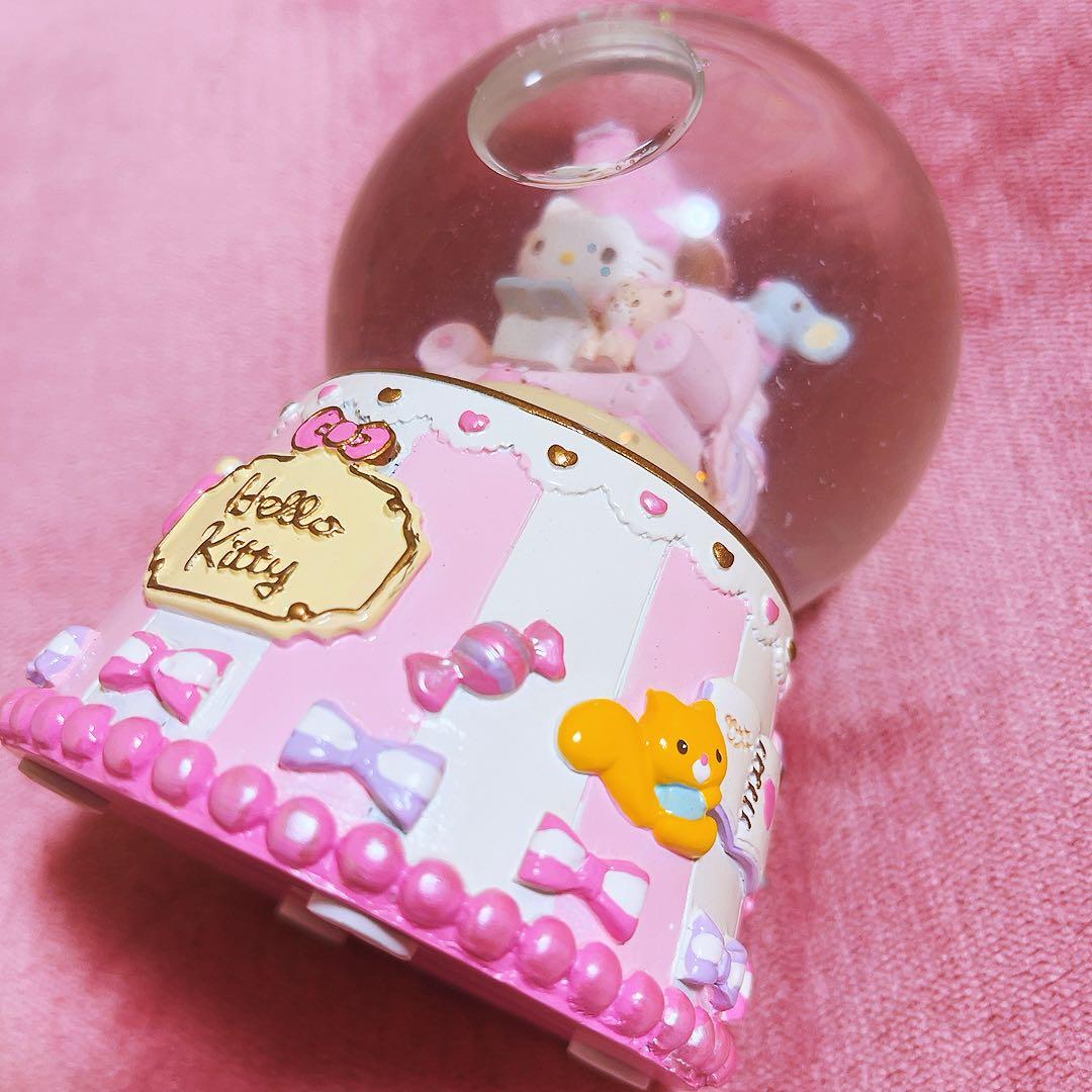 希少レア　ハローキティ　スノーグローブ　スノードーム　2013 サンリオ