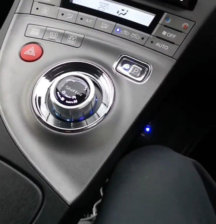 30プリウス☆シフトノブ