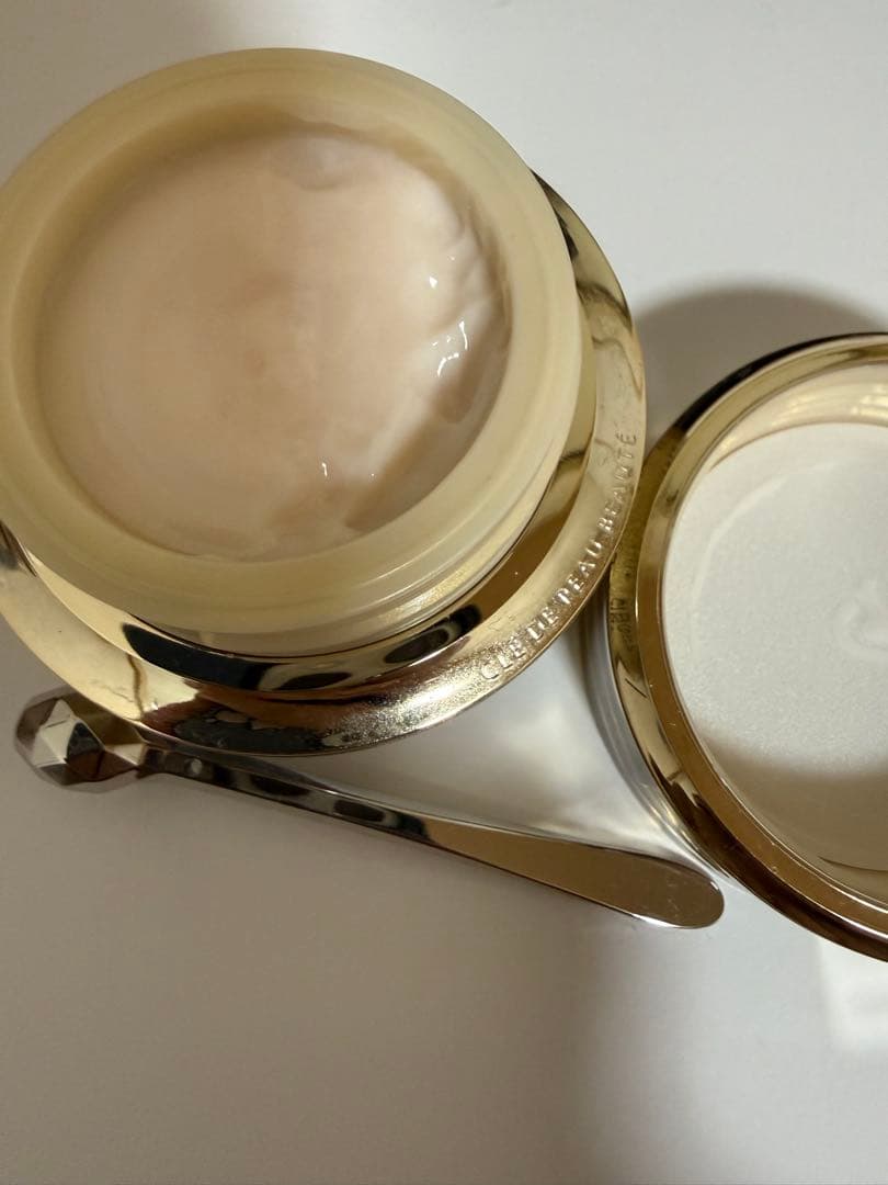 【アイクリーム】clé de peau クレームイユーＳ