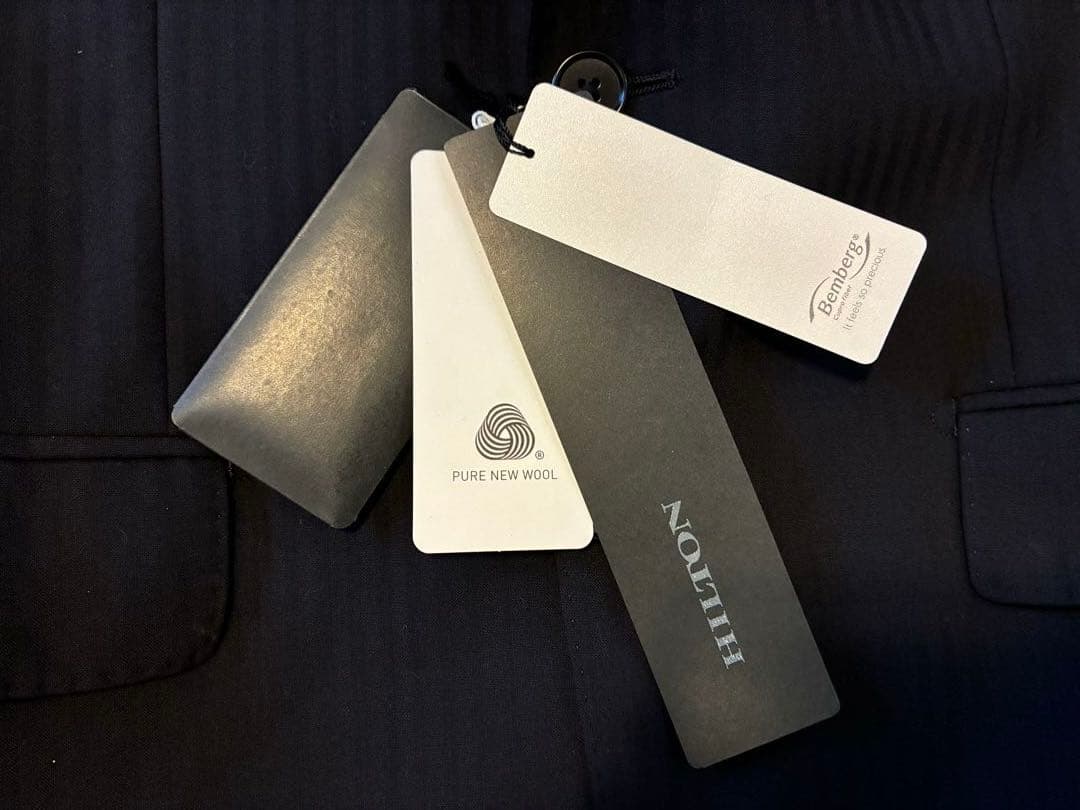 ヒルトン　HILTON スーツ　ストライプ　ブラック　super120's