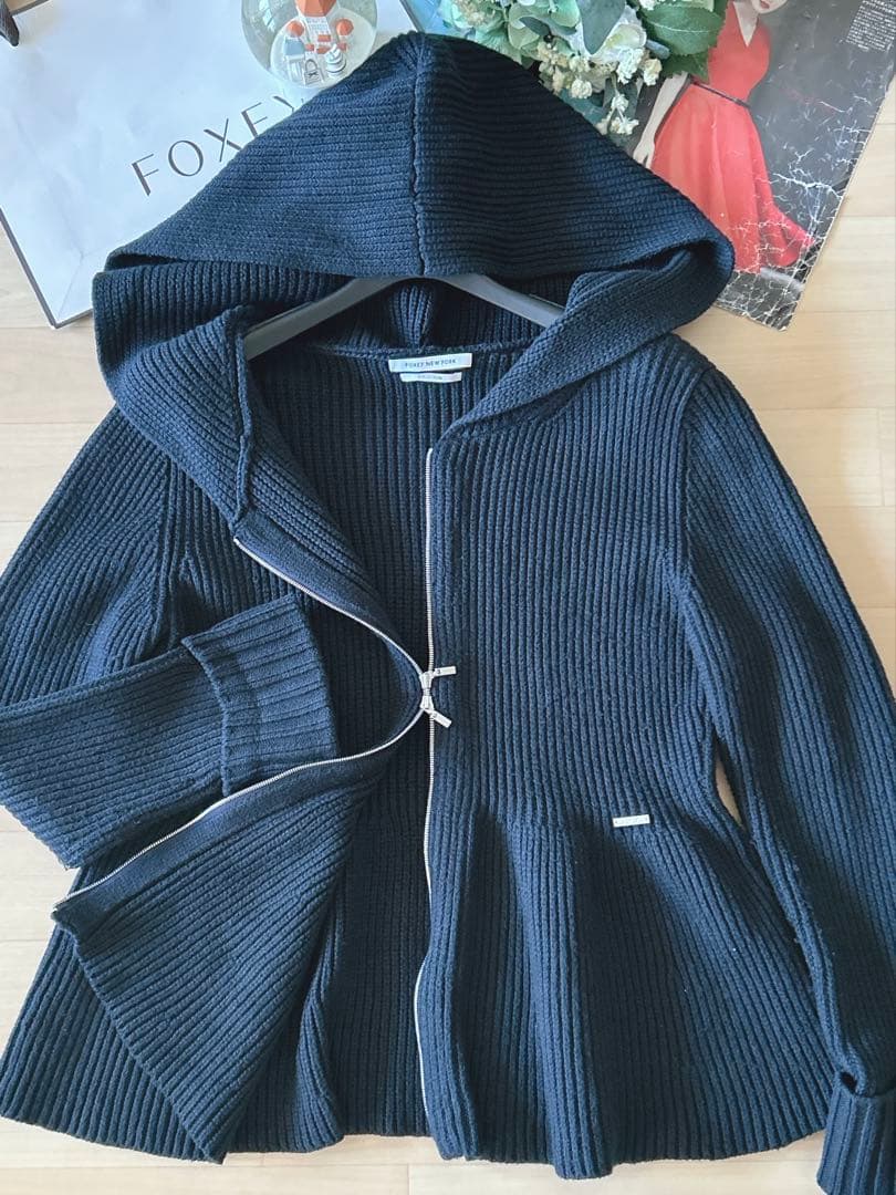 極美品！FOXEYニットパーカー　40 Rene foxey