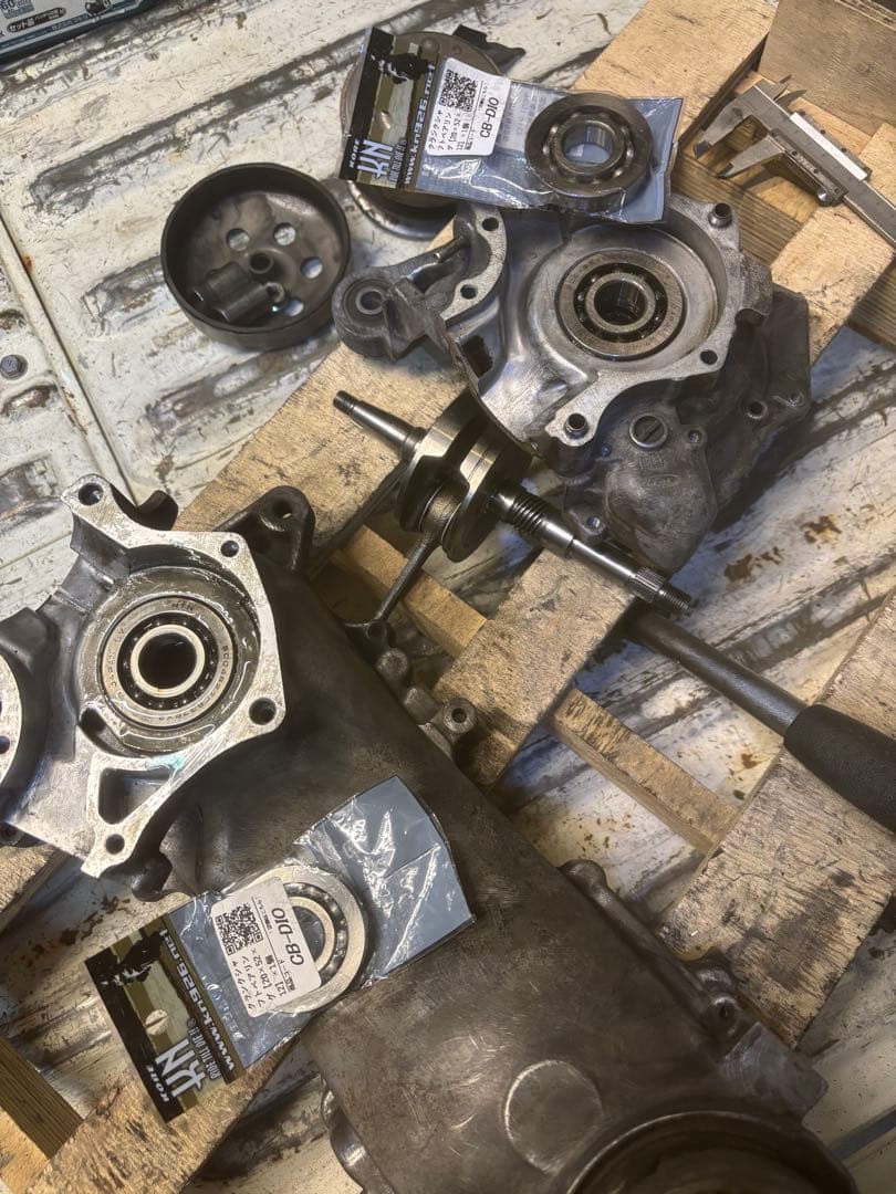 ライブディオAF34・AF35中期クランクベアリング交換済みエンジン。