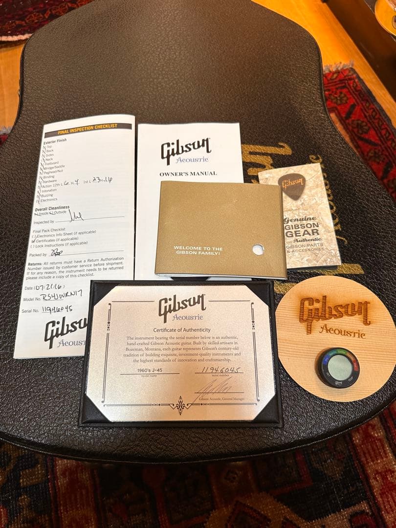 Gibson custom shop J-45 1960s ノーマルサドル