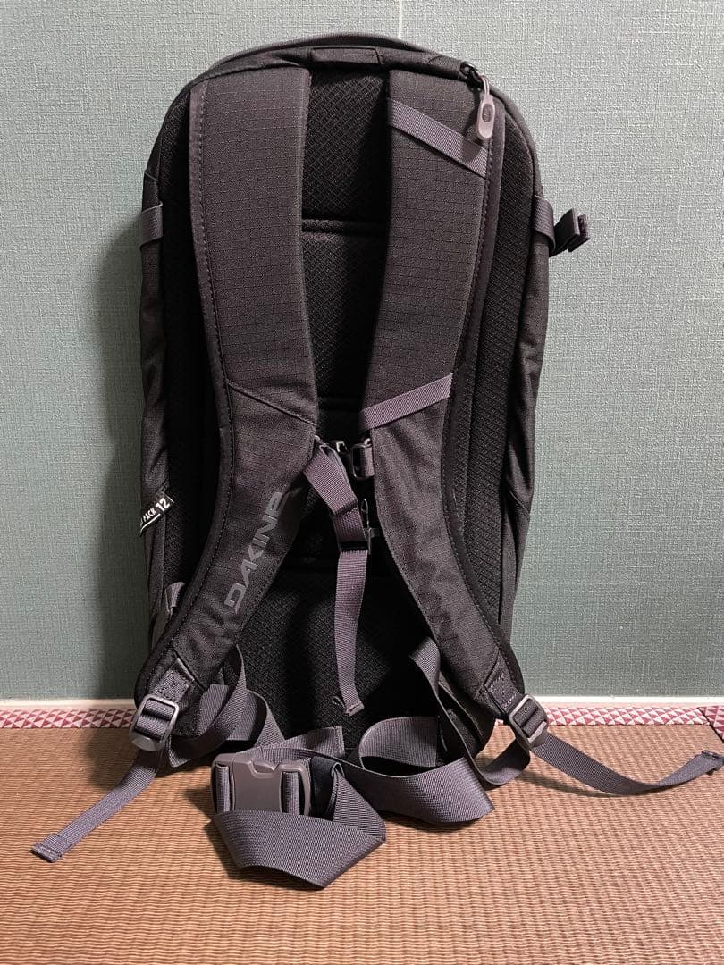 D*o様 DAKINE HELI PACK 12L バックパック ブラック　未使