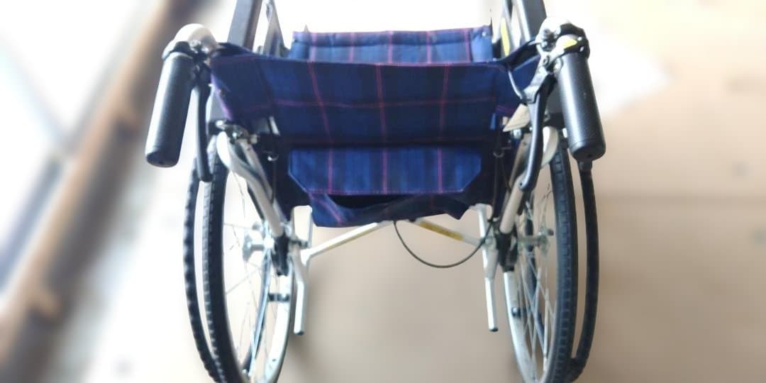 車いす　自走用車椅子 　折り畳み　ニック（株）　取扱い説明書あり
