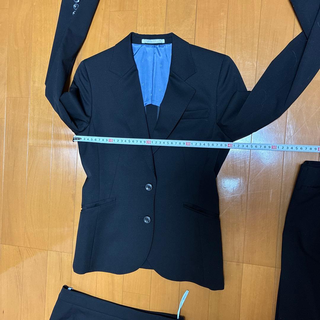 試着のみ！AOKI アオキ　Les Mues レディーススーツ三点セットMサイズ