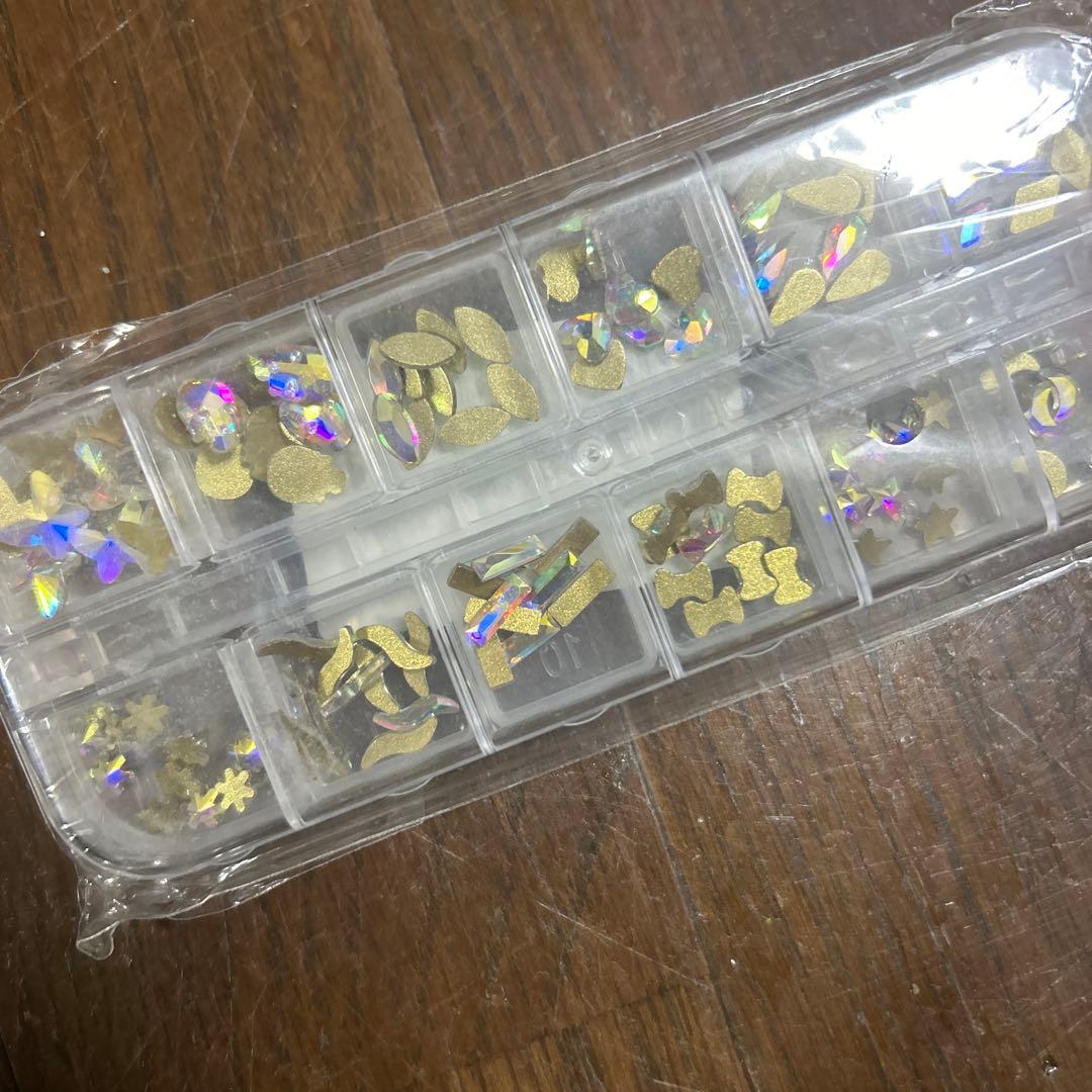 ガラス製ラインストーン オーロラ クリスタル ネイルパーツ ネイル デコ用