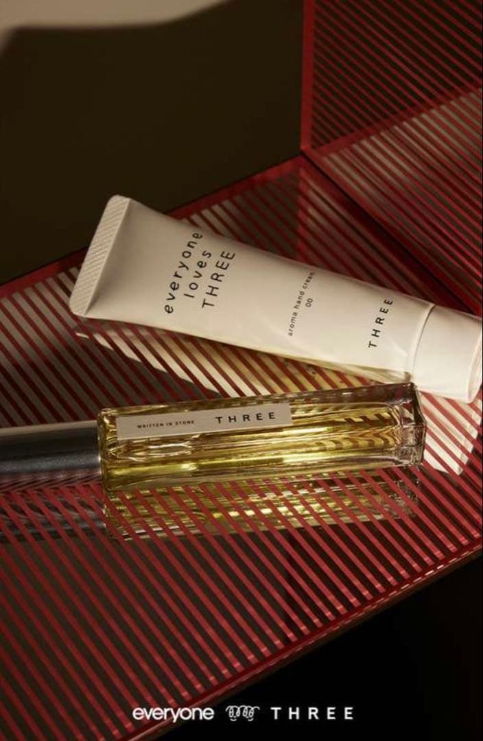 THREE エッセンシャルセンツ 00×everyone キット ポータビリティ