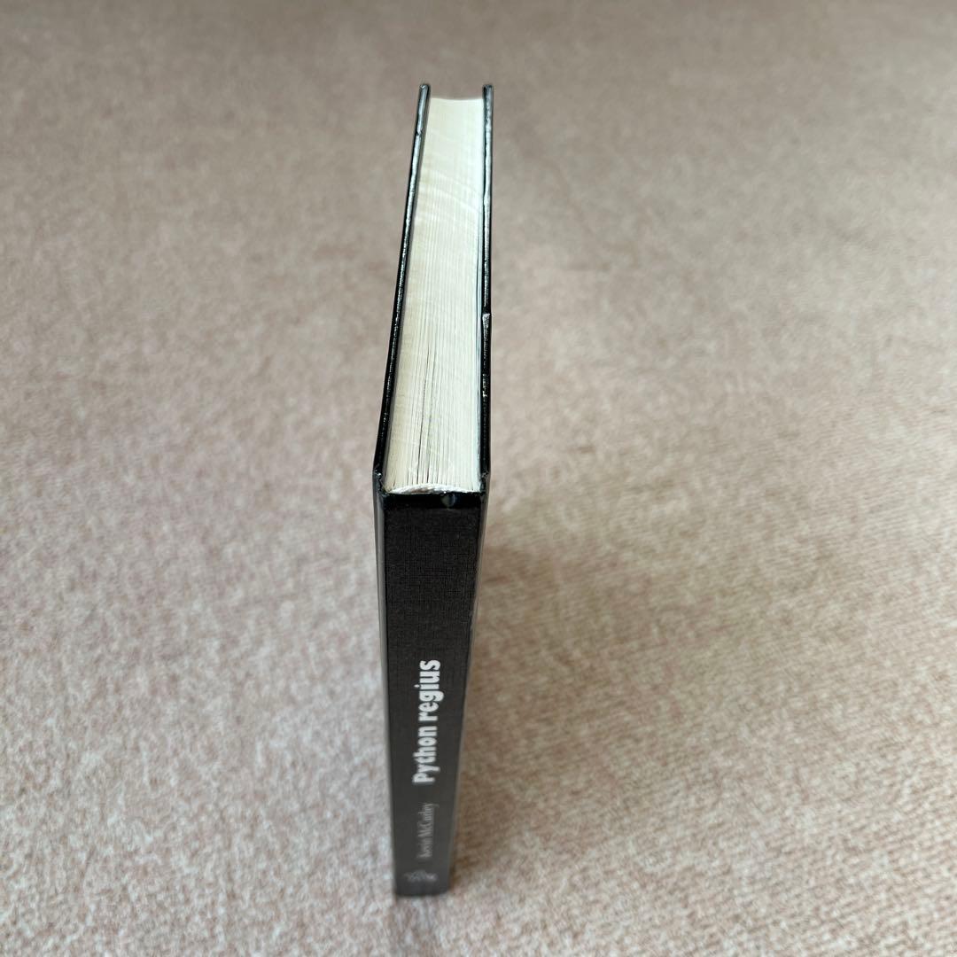 洋書　Python regius Das Kompendium