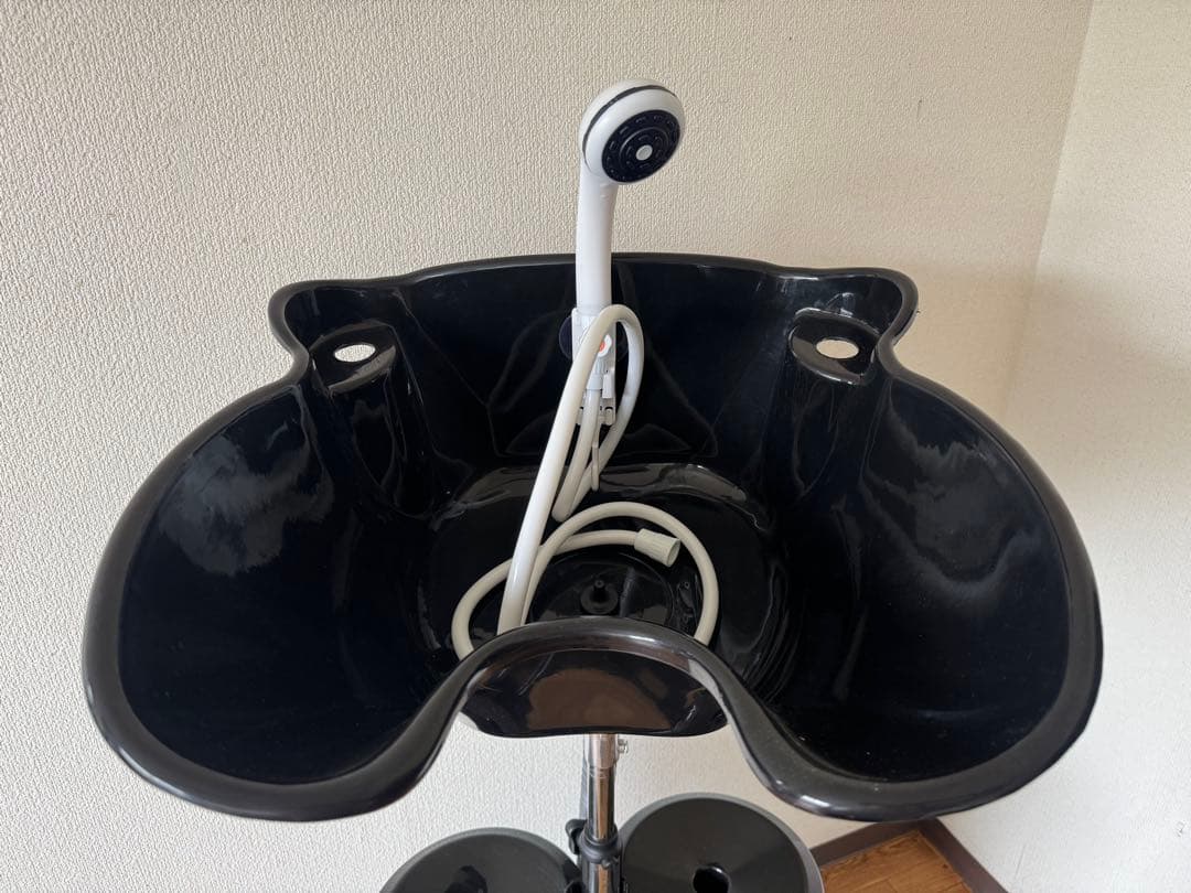 移動可能なブラックシャンプー台