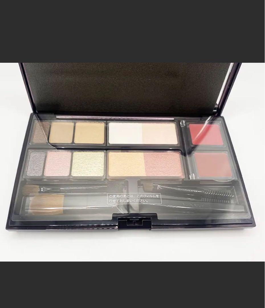 MENARD 2024年メイクパレット