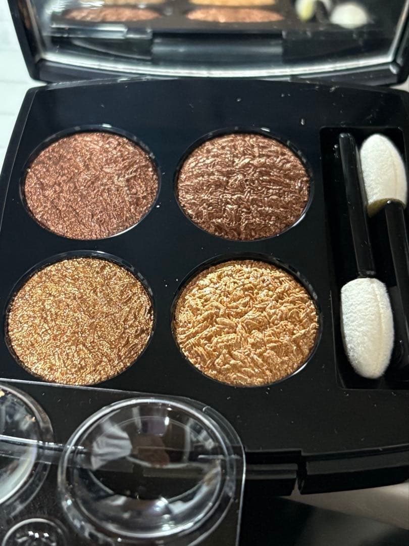 CHANEL レキャトルオンブルツイード　限定版01ツイードキュイブレ