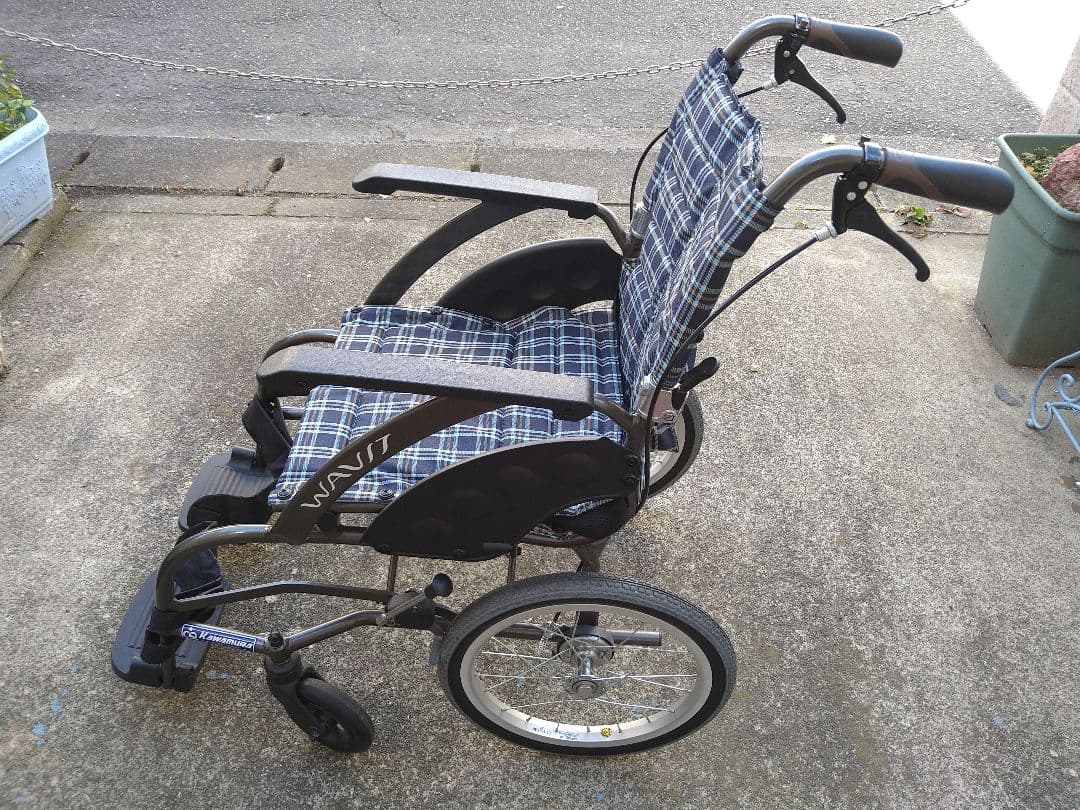 カワムラサイクル　介助用車いす