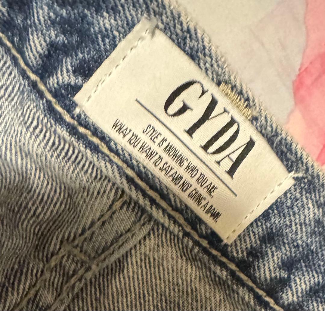 GYDA ジャストウエスト ダメージデニム ショートパンツ ショーパン