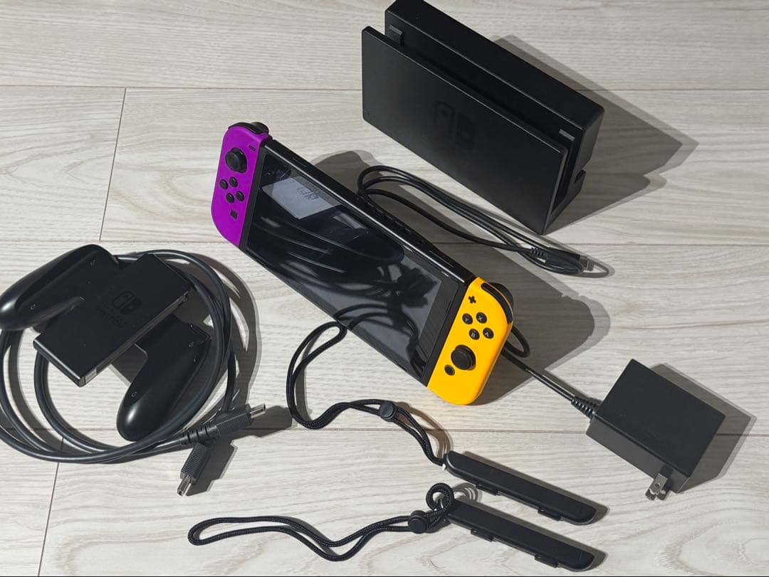 Nintendo Switch 本体 カラフルJoy-Con付き