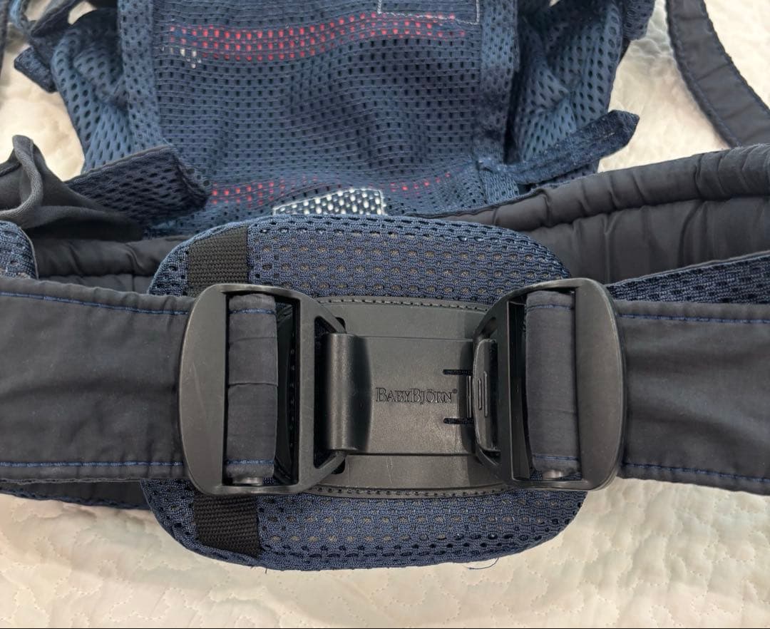 ベビービョルン　ハーモニー　ベビーキャリア　抱っこ紐　ネイビー