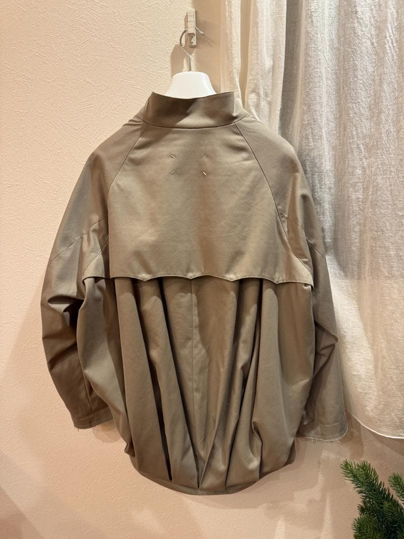 メゾンマルジェラ24SS S67AM0075ビートルバックルジャケットブルゾン