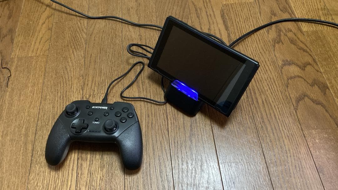 Nintendo Switch 本体 + 周辺機器 + マイクロSDカード