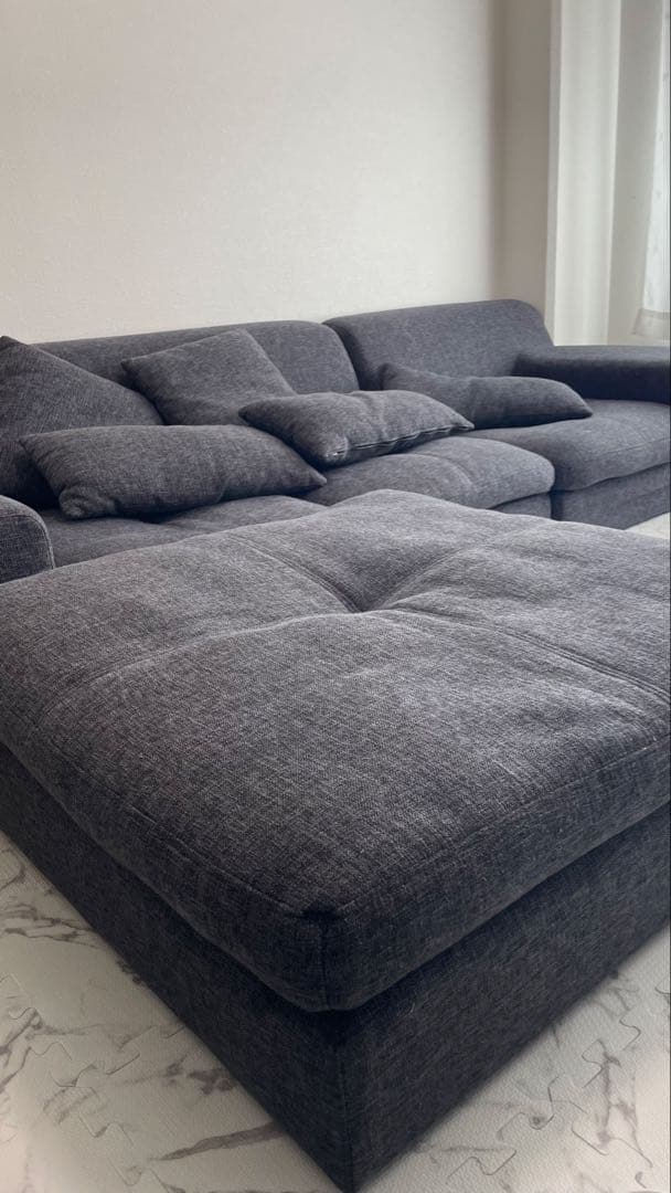 LMWYA ロウヤのダークグレー コーナーソファ 5クッション付き