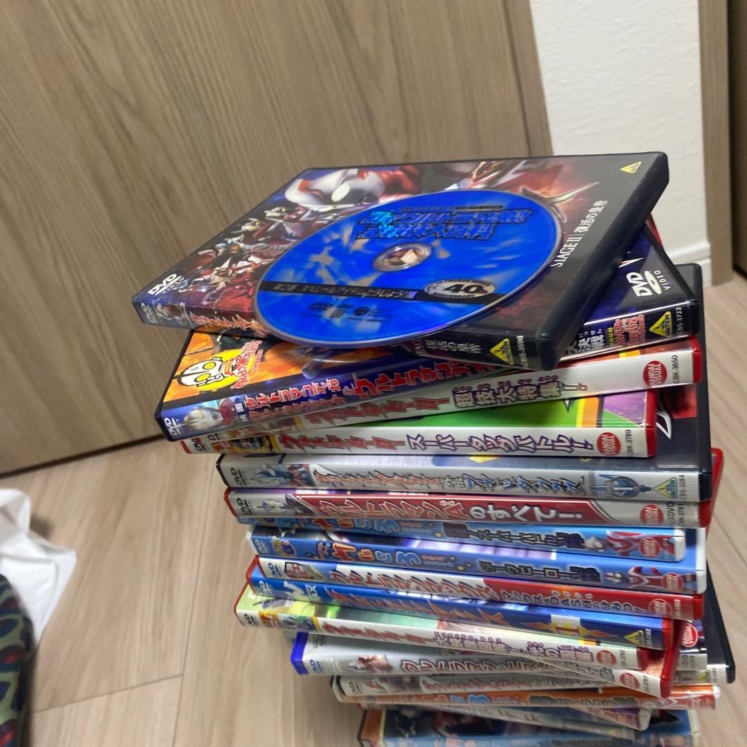 ウルトラマンDVD 28枚