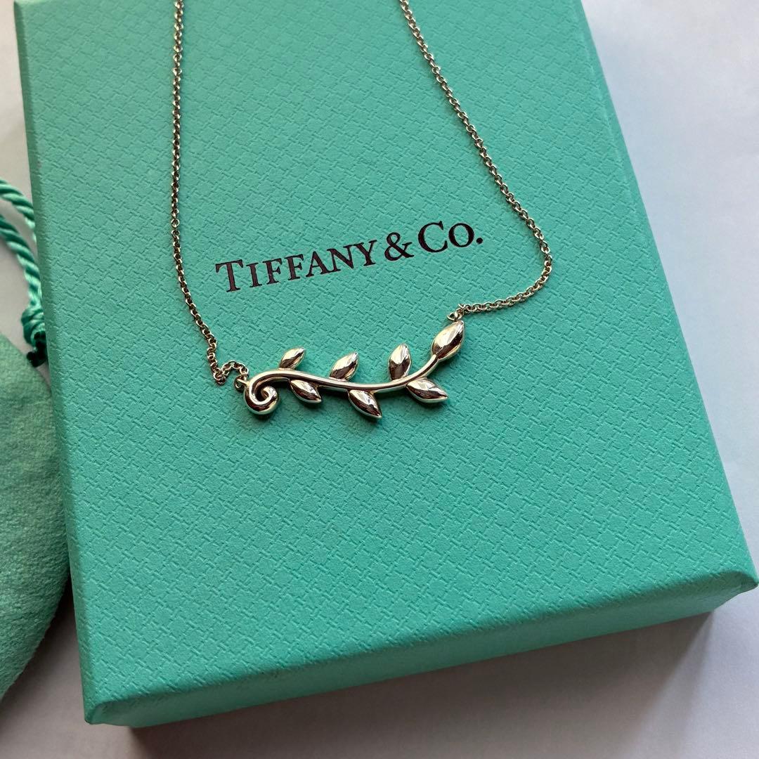 Tiffany & Co. シルバー リーフネックレス オリーブ パロマピカソ