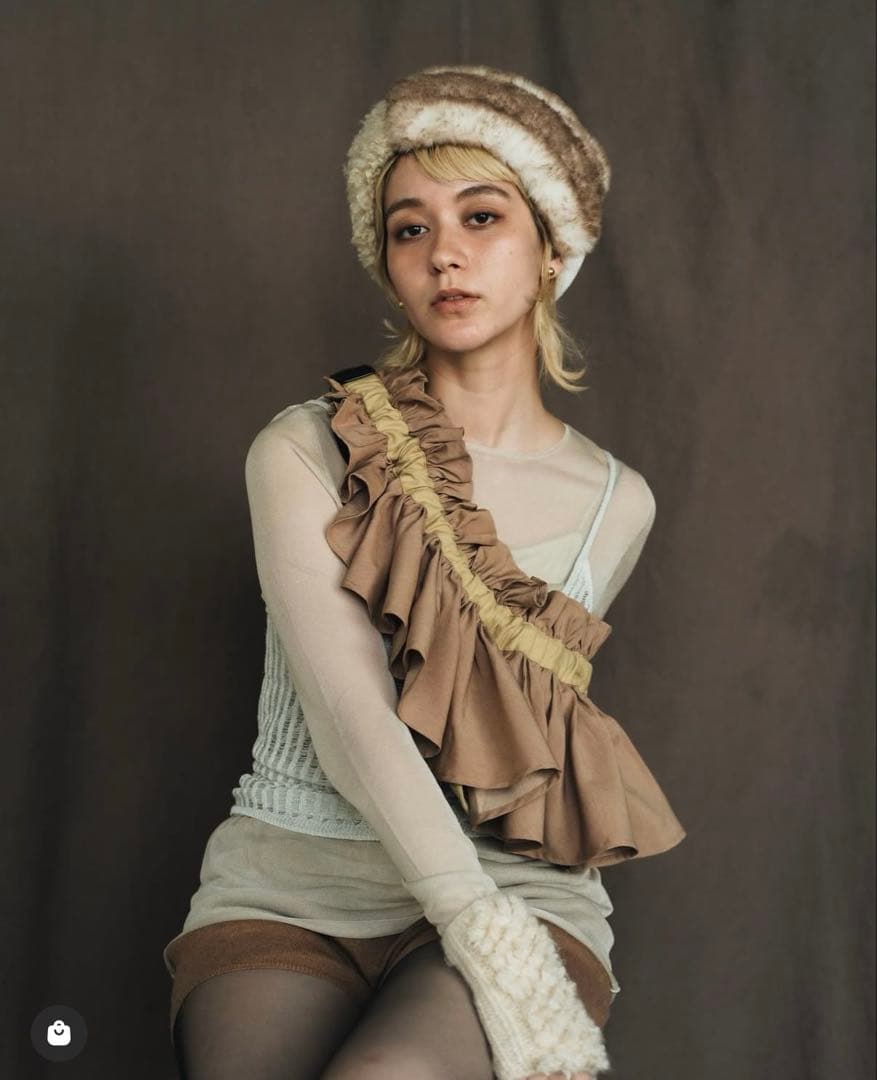 Orient millinery DORA フリルバッグ　ブラック