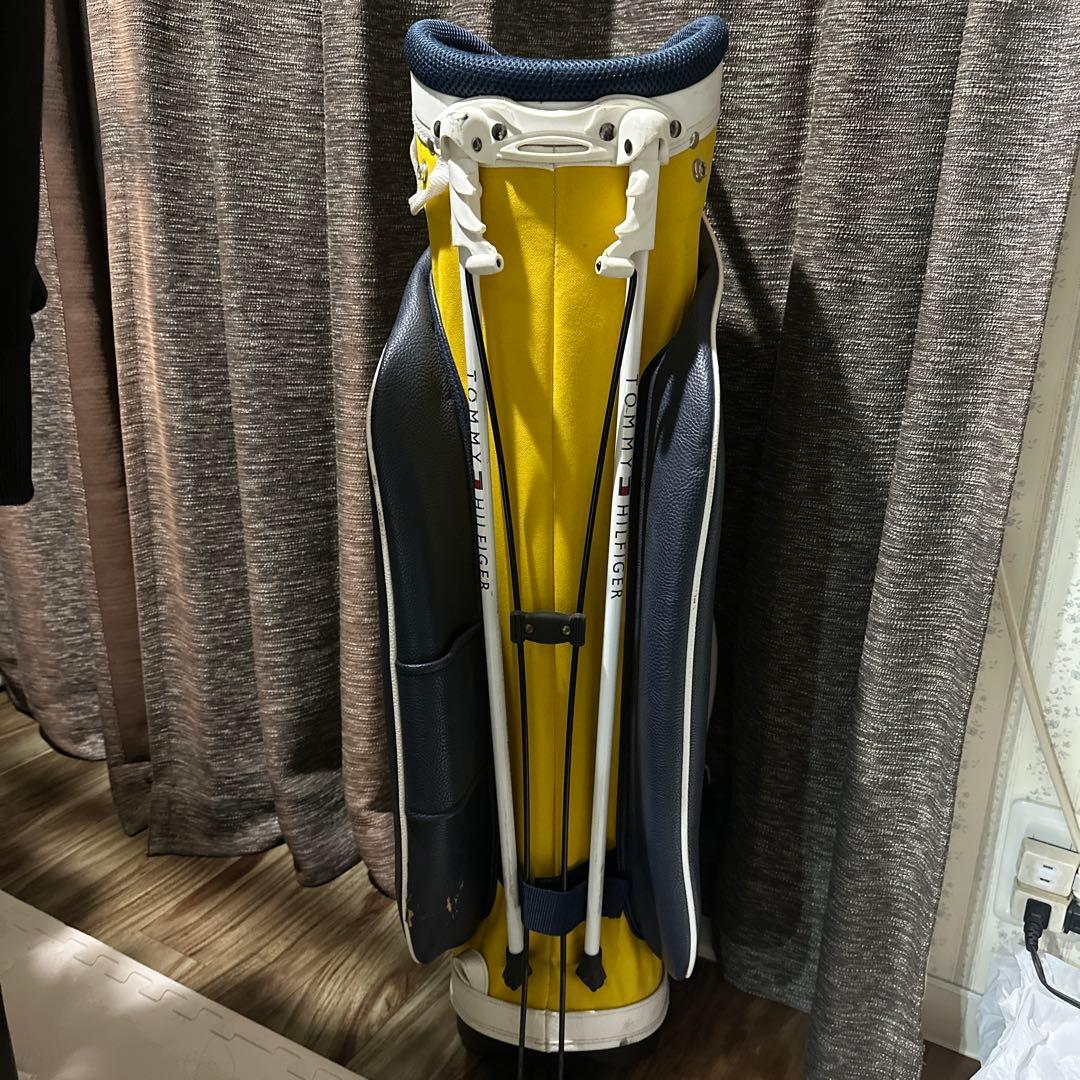 トミーヒルフィガースタンド付ゴルフキャディバッグ 黄色✖️紺色 使用感有のため激安