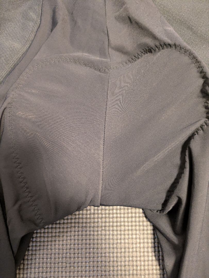 パールイズミ　ウィンドブレーク ビブ タイツMサイズ