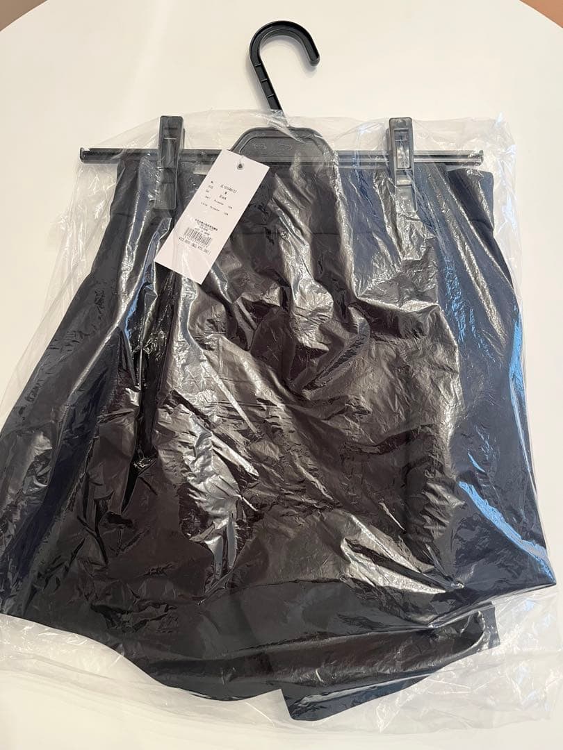 シェリエ sheller サイドヘムショートパンツ　ブラック　M